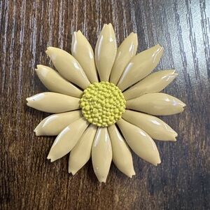 Vintage Brown Tan Cream Yellow Flower Brooch Pin Cocktail Statement Fashion